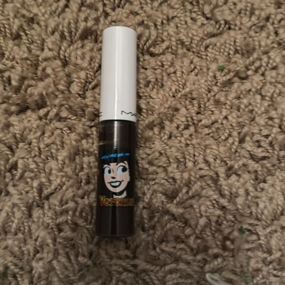 NIB MAC Archie’s Girls Limited Edition Lipglass in “Feelin’ So Good” - Picture 2 of 5